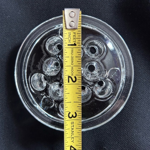 Vintage glass flower frogs set of 2 with 11 holes each - Picture 7 of 7